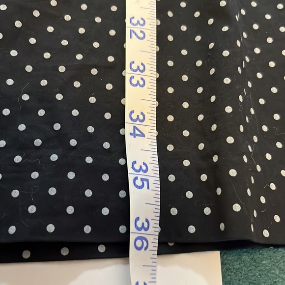 Anne Taylor dress. Side zipper. 3/4 sleeves. Black with polka dots. Knee length - Picture 3 of 5